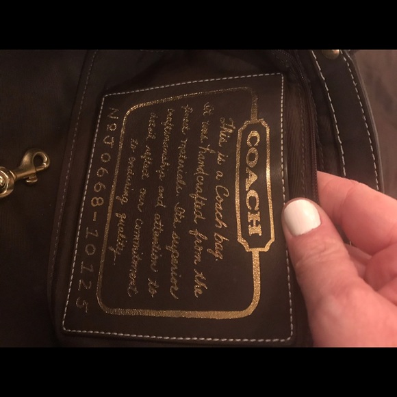 🏖Authentic Coach Purse🏖 - Picture 3 of 3